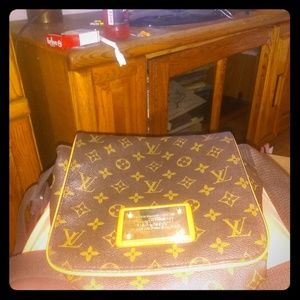 louis vuitton purse
